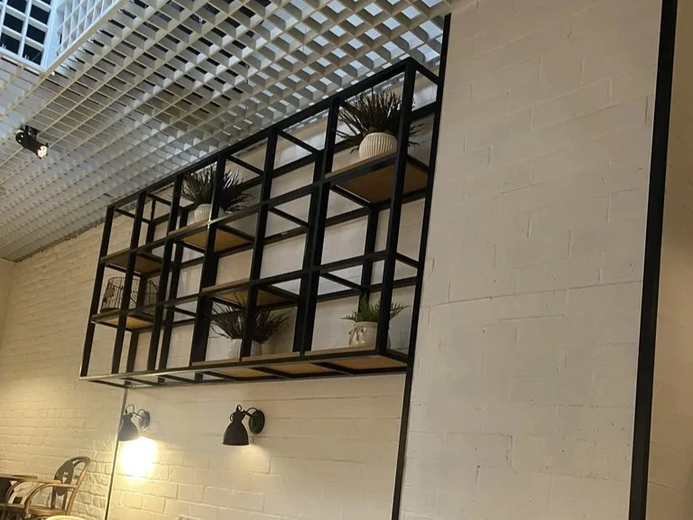 Konstsmide Dekorativ smideskonstruktion inomhus i Stockholm – Rychter-Smide